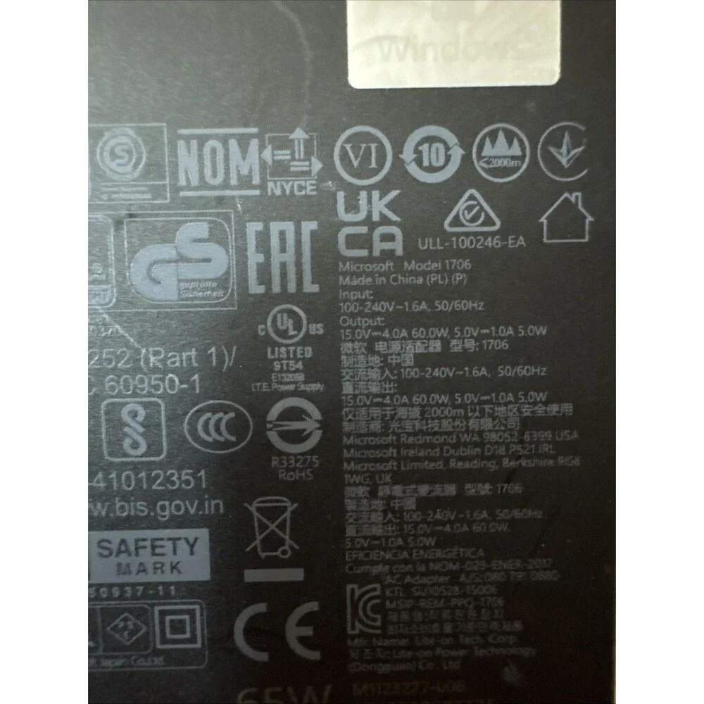 Microsoft oem charger